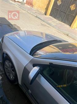رينو لاجونا